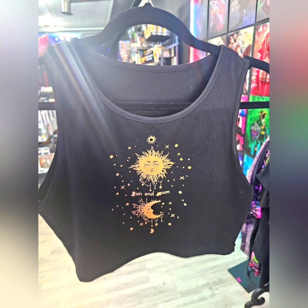 Crop top